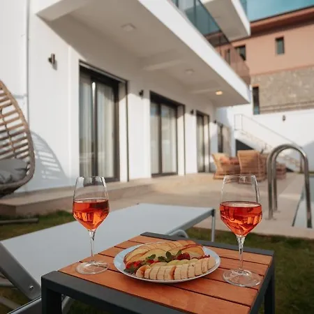 Fethiye'De Muestakil Havuzlu 4 Yatak Odali Muestakil Villa Olive Fethiye