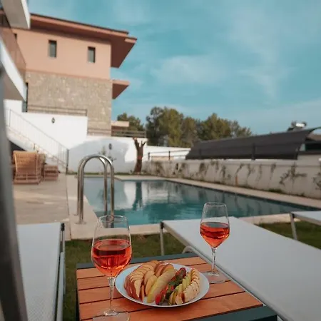 Fethiye'de Müstakil Havuzlu 4 Yatak Odalı Müstakil Villa Olive