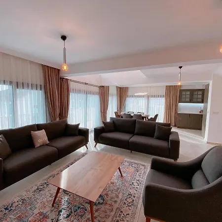 Villa Fethiye'de Müstakil Havuzlu 4 Yatak Odalı Müstakil Villa Olive *