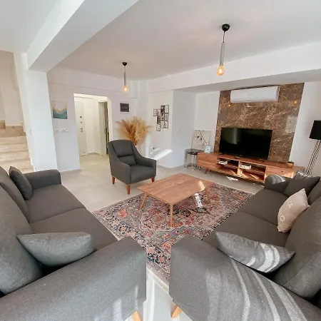 Fethiye'de Müstakil Havuzlu 4 Yatak Odalı Müstakil Villa Olive Villa Fethiye